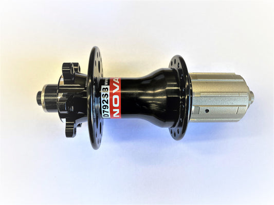 Hub, Novatec 8/9/10/11 Speed DISC BLACK Light Weight 32H 6 Bolt Q/r 135 OLD (B2 Body)