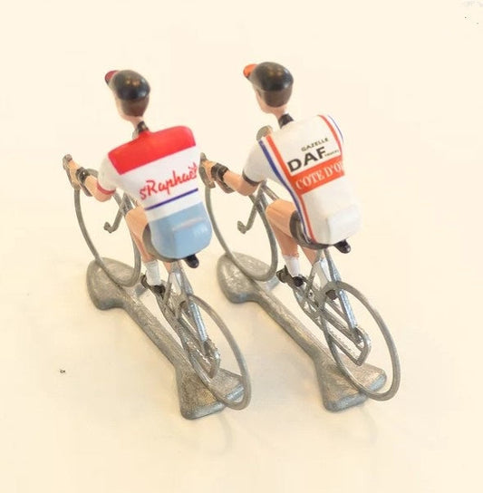 FLANDRIENS Models, 2 x Hand painted Metal Cyclists, St Raphael & Daf jerseys
