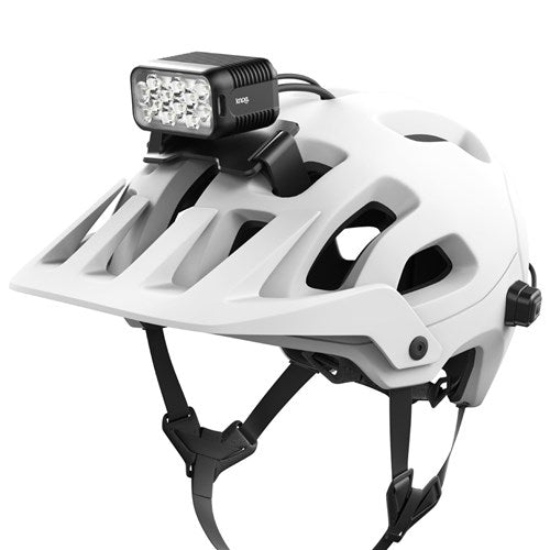 Blinder X 1800 with Battery and Bike/Helmet Mounts