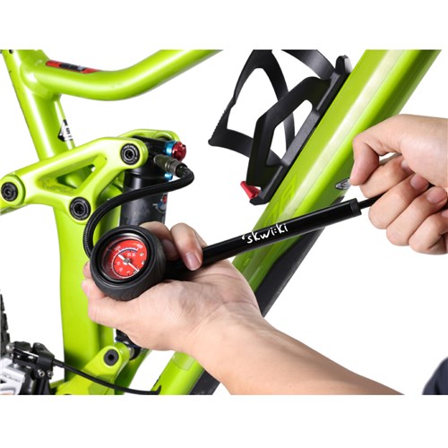 Shock Pump - Red