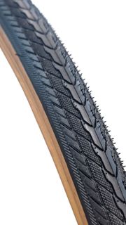 FOLDABLE TYRE 700 x 32C COMMUTER Tread, (32-622), runs 50 to 75 PSI, Black Tyre with Tan Side Wall