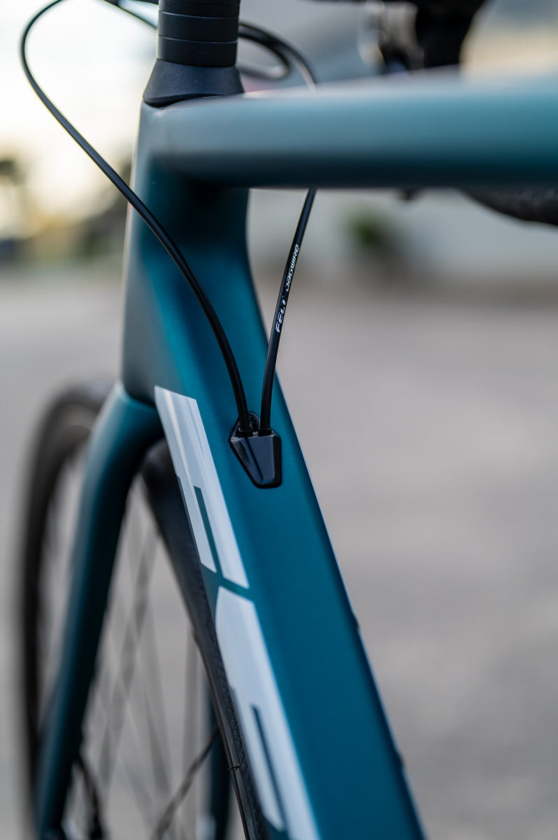 Felt FR | Advanced |105 (Matt Bay Blue/Wh/Or)