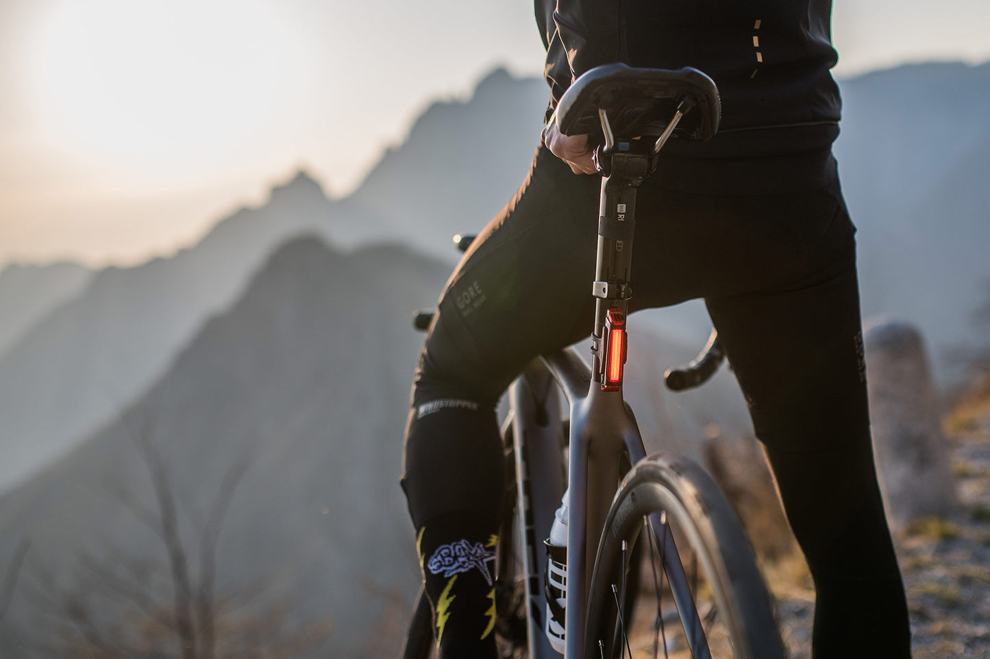 Infini Super Lava Front & Sword Rear Lightset 300 / 50 Lumen